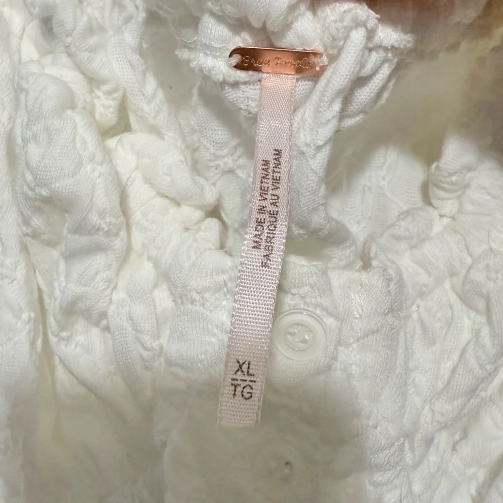 NWT Free People Ladybug long sleeve top in ivory size XL